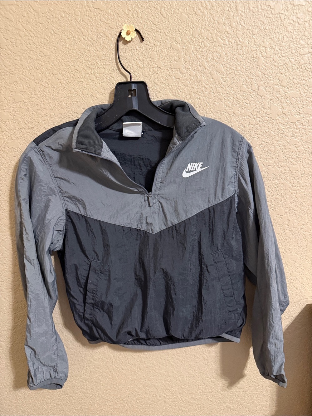 Nike Grey and Black Pullover Windbreaker Jacket